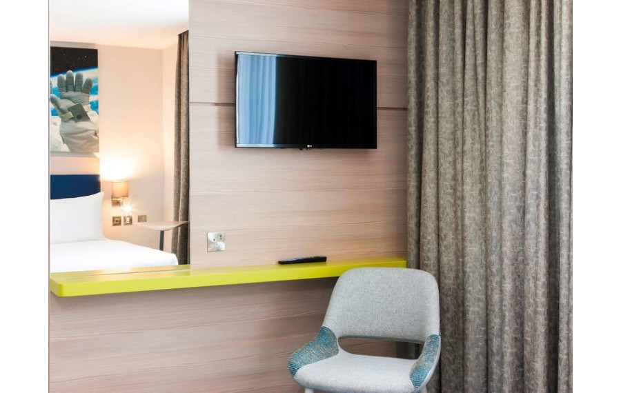 Ibis Styles London Heathrow...