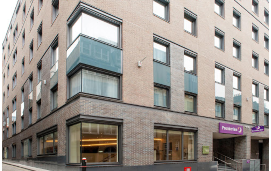 Premier Inn London Bank...