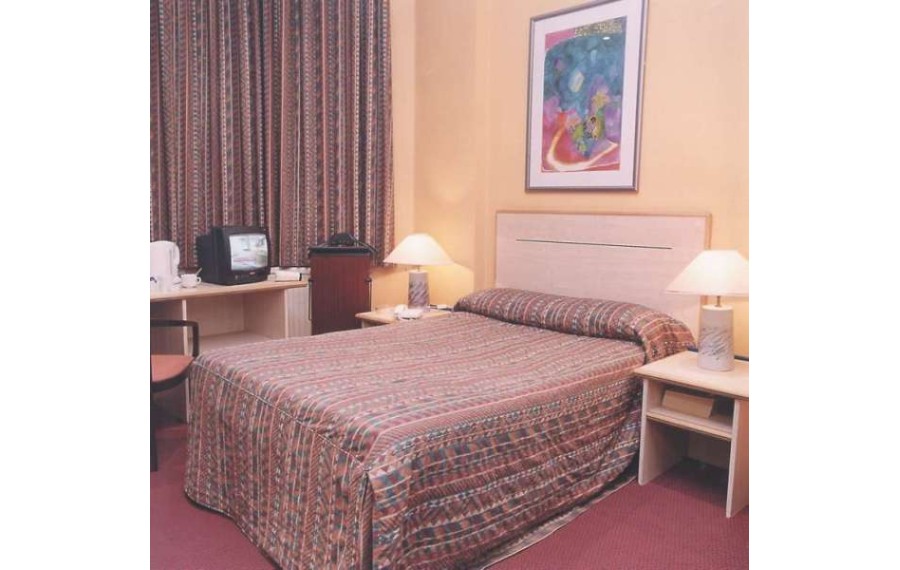 Eden Plaza