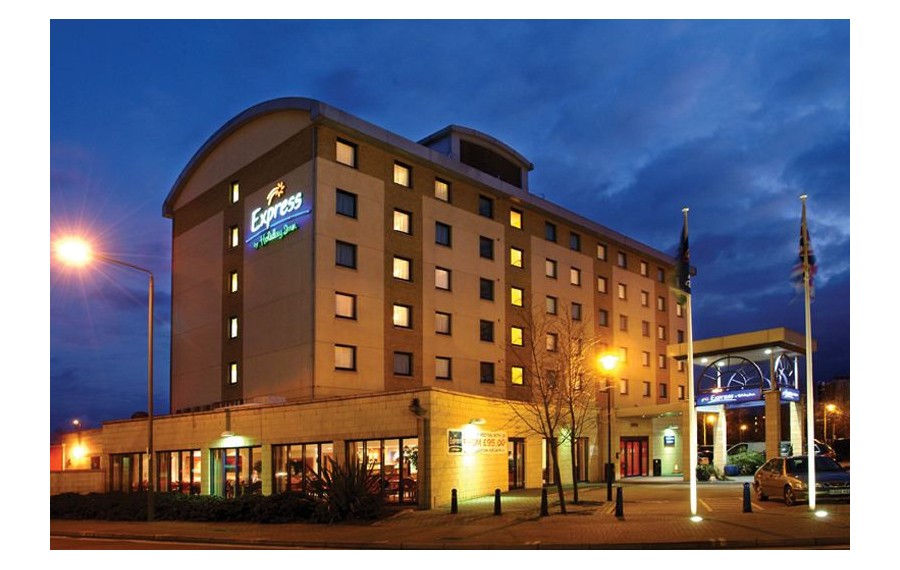 Holiday Inn Express London...