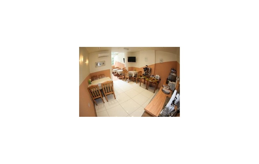 Kensington Suite Hotel
