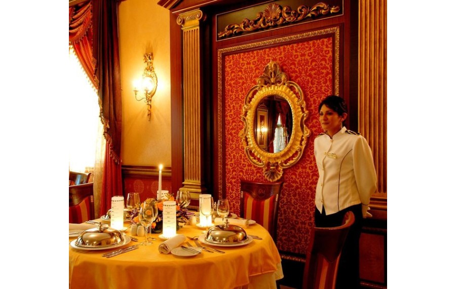 Royal Mirage Deluxe Hotel