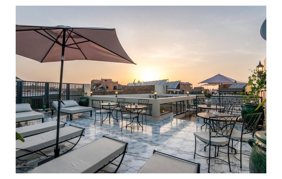 Hotel & Ryad Art Place...