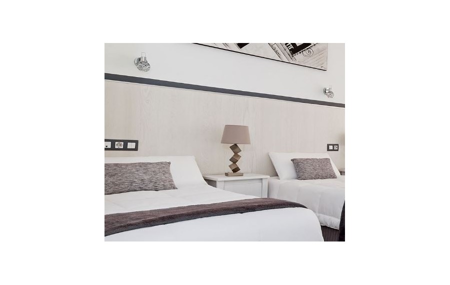 Hostal Madrid Gran Via 63