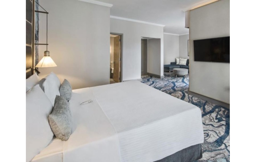 Le Suffren Hotel & Marina