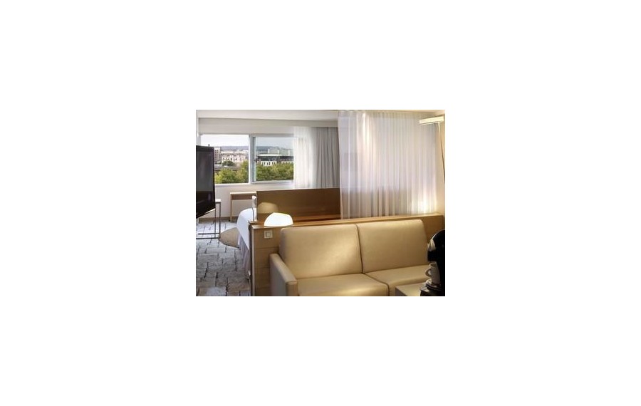 Mercure Paris Vaugirard...