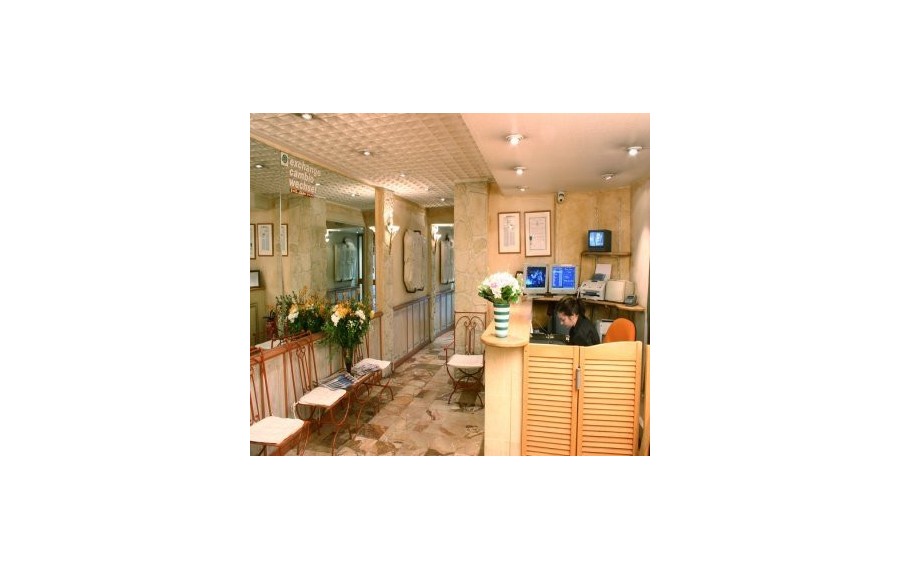 Phileas Hotel