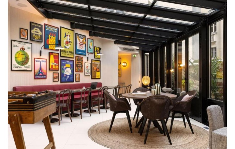 Hotel Moderniste