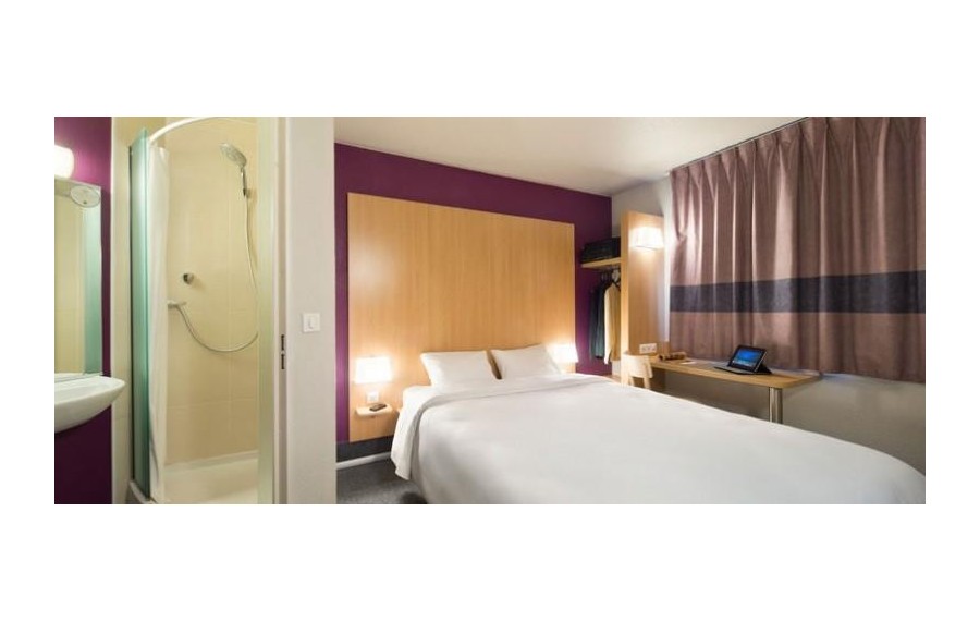 B&B Hotel Paris Porte de la...