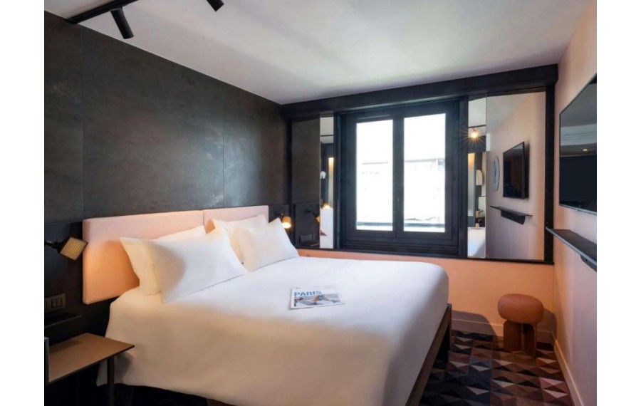 Tribe Paris Batignolles
