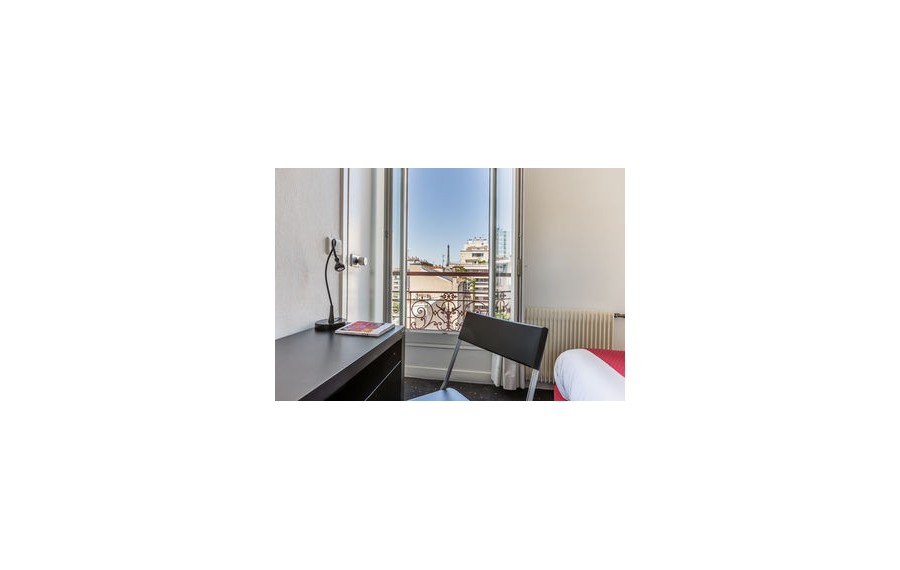 Hotel the Originals Paris...