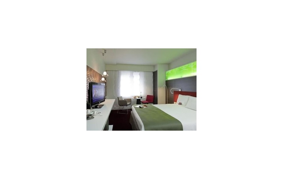 Hotel Mercure Paris La...