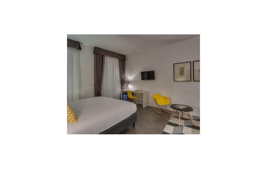 Navona Theatre Hotel