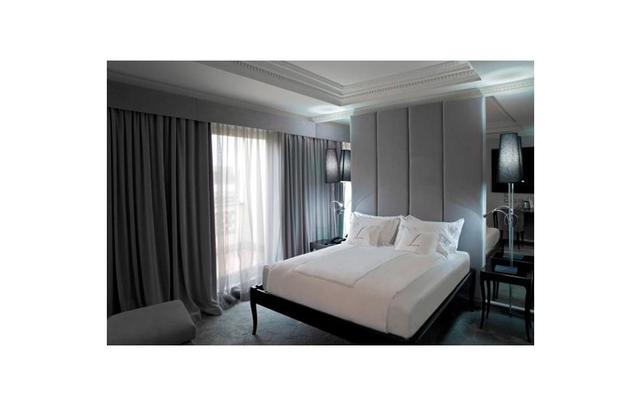Leon's Place Hotel