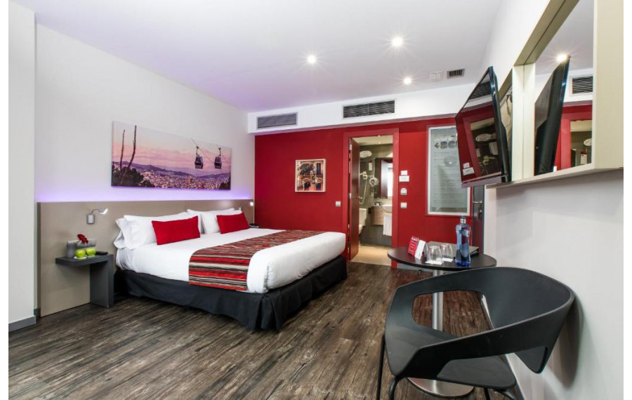 Leonardo Boutique Hotel...