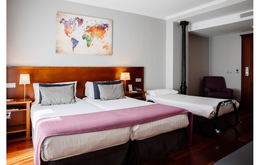 Hotel Infantas by MIJ