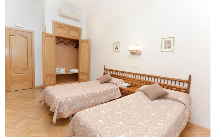 Hostal Biarritz