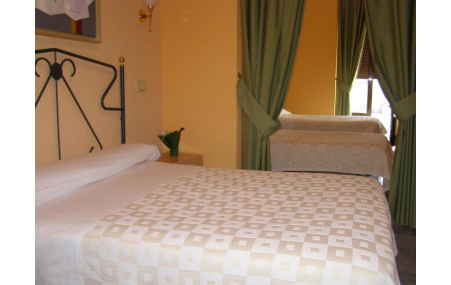 Hostal Residencia Bermejo