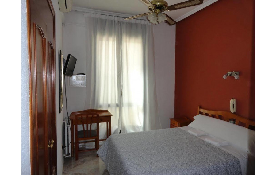 Hostal Fuencarral Kryse