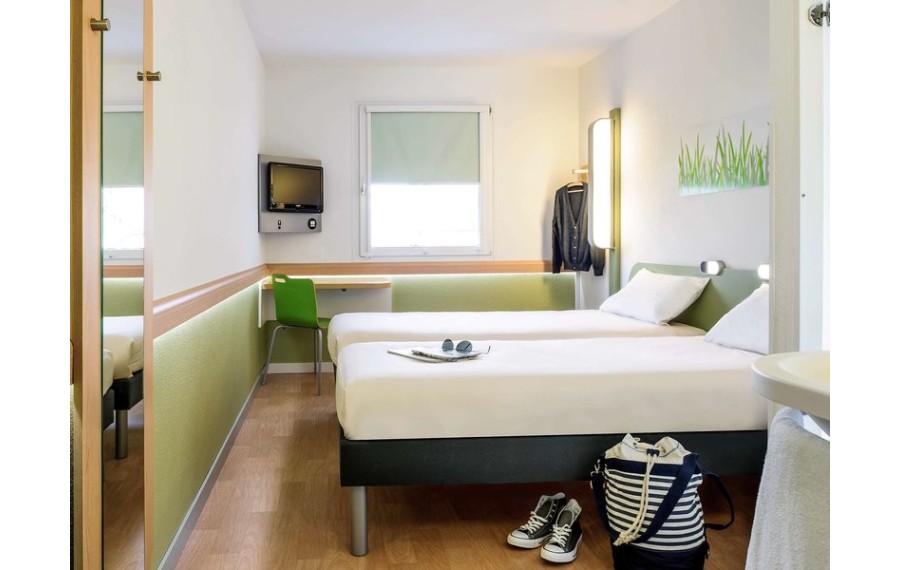 ibis budget Barcelona Sant...