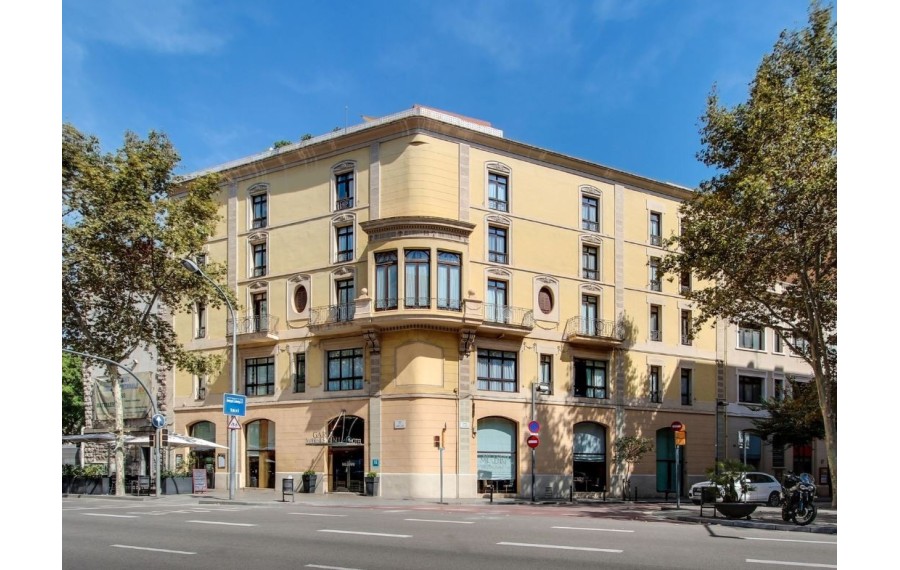 Dwo Garbi Millenni by Checkin