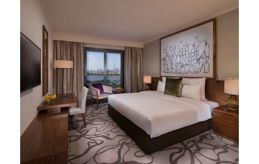 Pullman Dubai Creek City Centre Residences