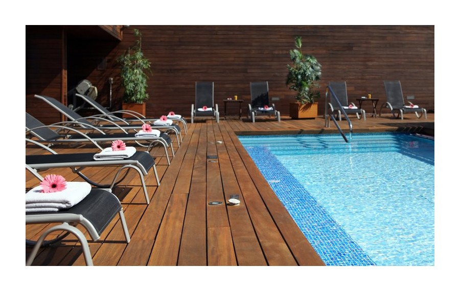 Lleo Hotel
