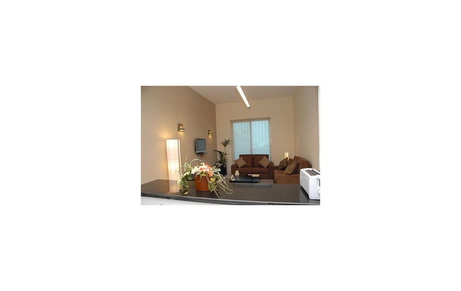 Royal Ascot Hotel Apartment