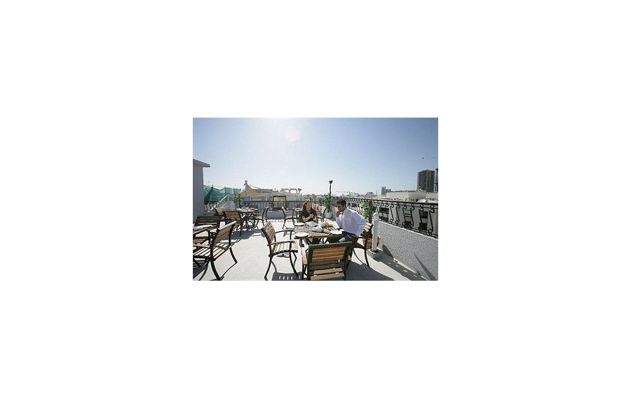 Savoy Suites Hotel Apartments
