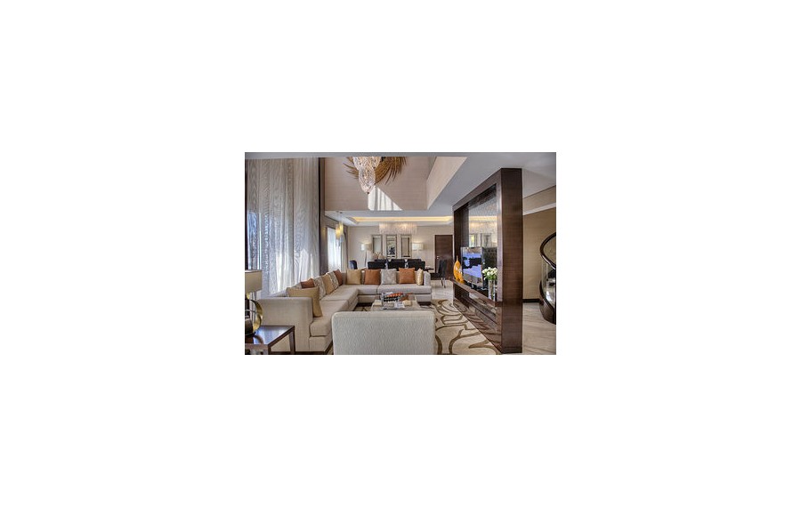 Crowne Plaza Dubai Deira