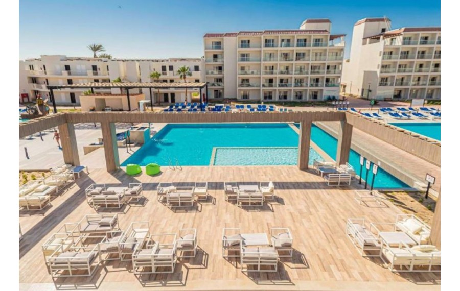 Amarina Abu Soma Resort &...