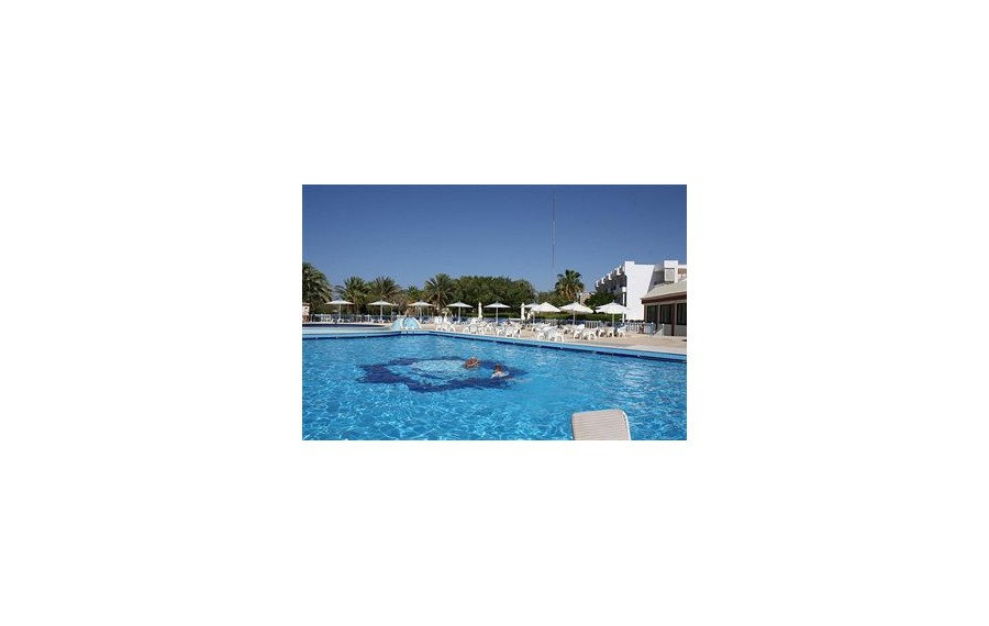 Meraki Resort