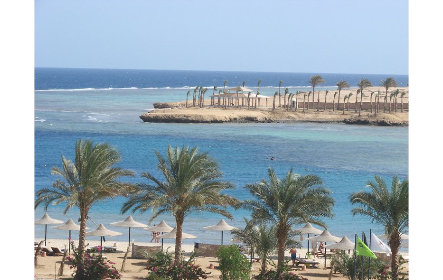 Brayka Bay Resort