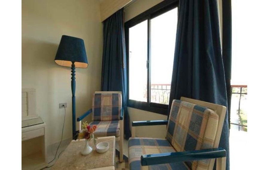 Riviera Plaza Abu Soma